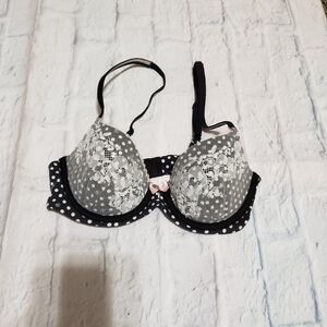 Victoria's Secret size 32C